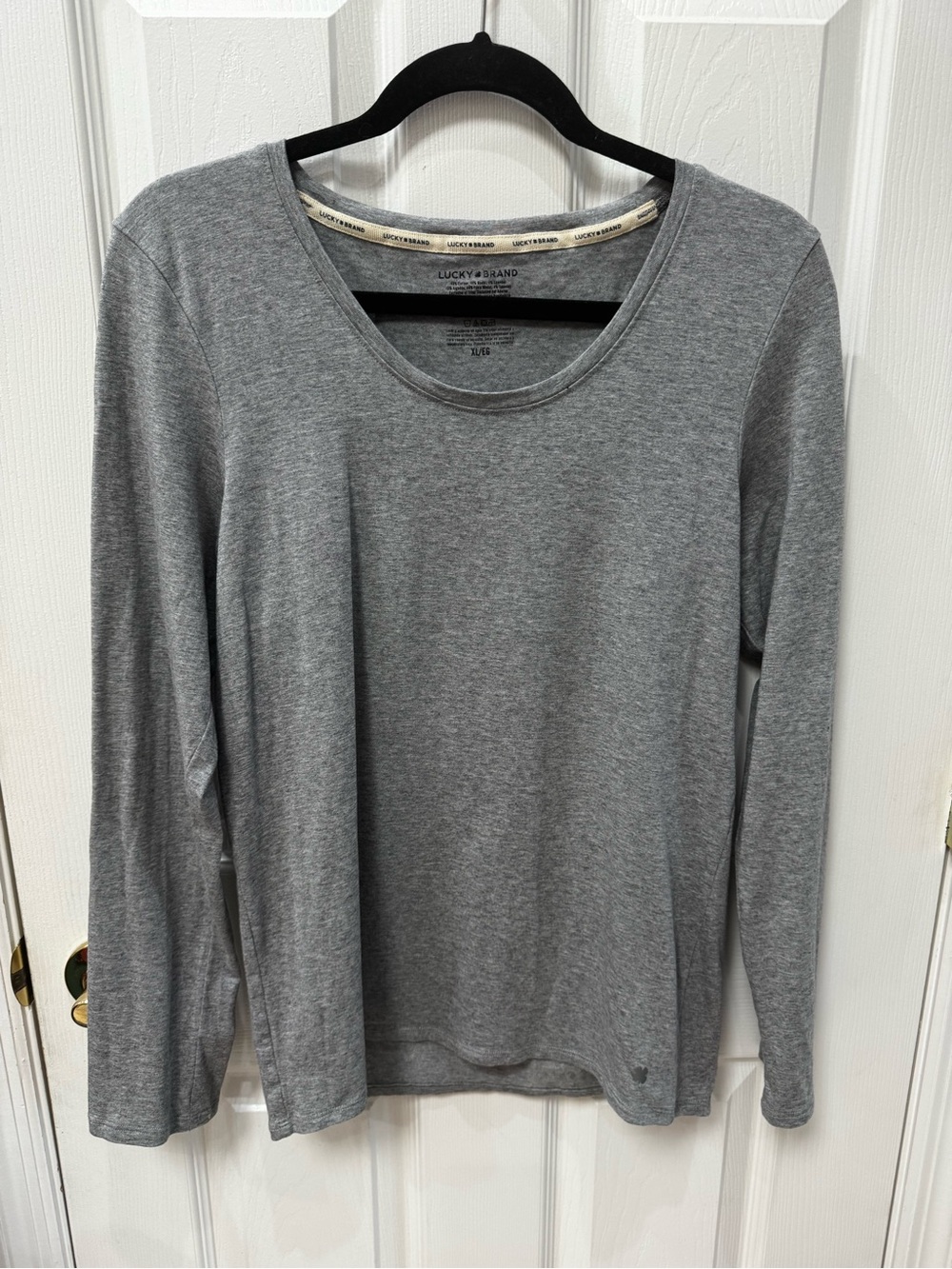 Lucky Brand Women's Long Sleeve Heather Gray Crew Tee